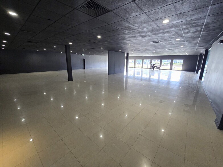 More Photos Of 5401 N Federal Hwy, Fort Lauderdale Freestanding For Sale