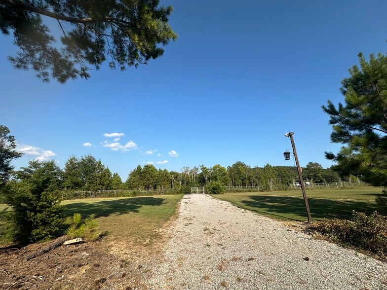 More Photos Of 1969 Thrasher Pike, Hixson Land For Sale