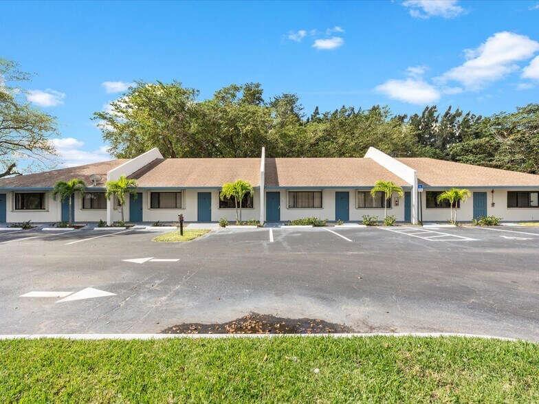 More Photos Of 4177 S Congress Ave, Palm Springs Assisted Living For Sale