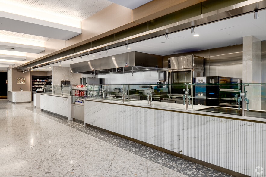More Photos Of 3 Times Sq, New York Office For Lease