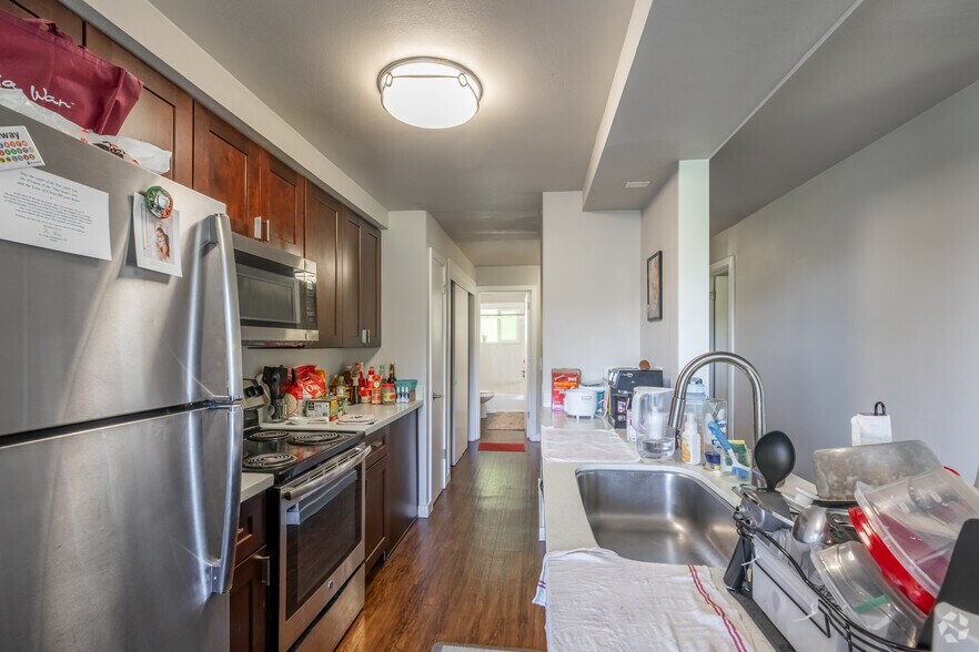 More Photos Of 2515 Thorndyke Ave W, Seattle Multifamily For Sale