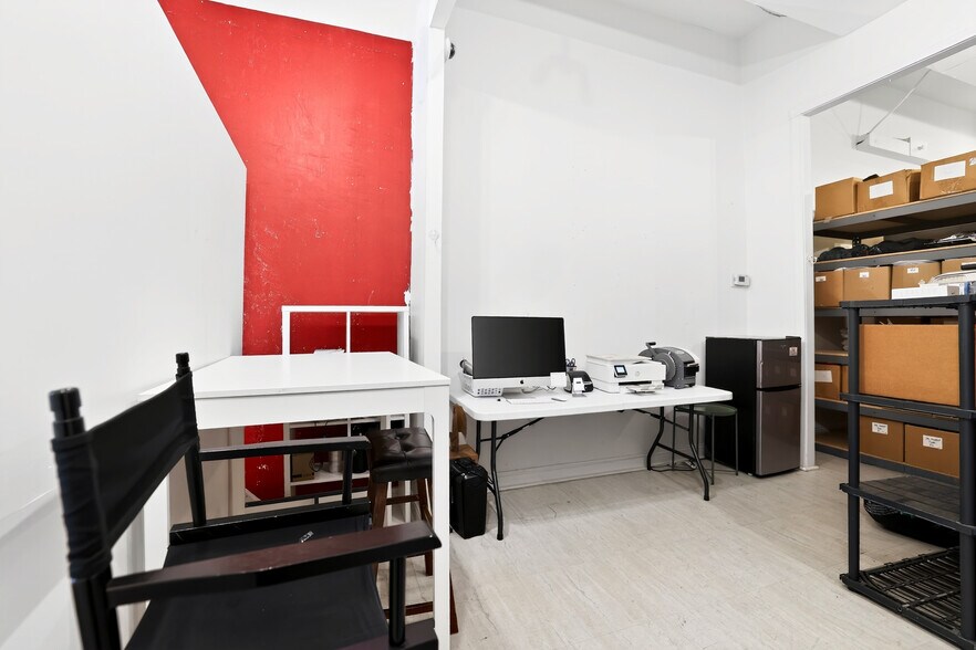More Photos Of 219-221 Market St, Philadelphia Storefront Retail Residential For Sale