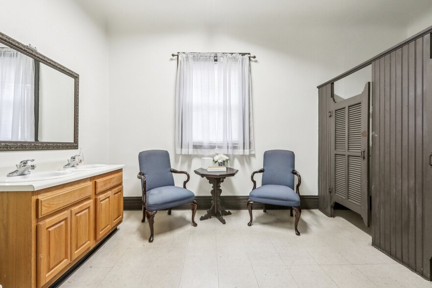 More Photos Of 375 Fairmount Ave, Jersey City Religious Facility For Sale