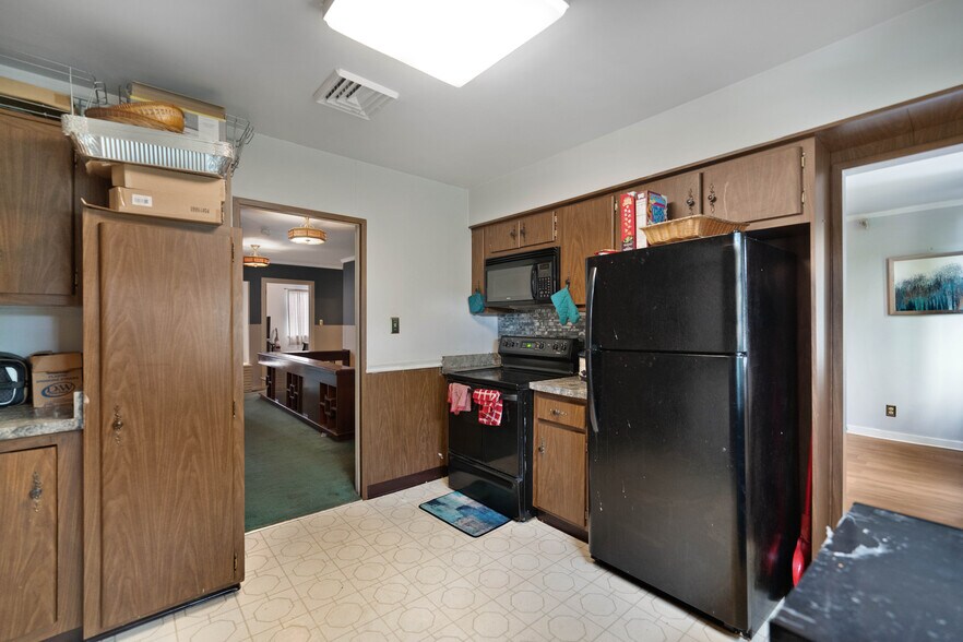 More Photos Of 701 Thompson Ave, Donora Funeral Home For Sale