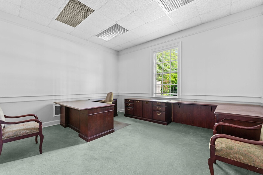 More Photos Of 8710 Hwy 69 S, Tuscaloosa Bank For Sale