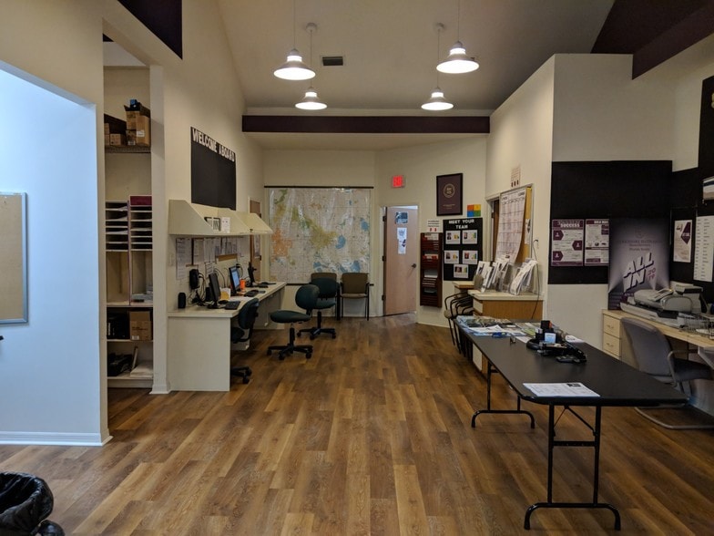 More Photos Of 4141 NW 37th Pl, Gainesville Office For Sale