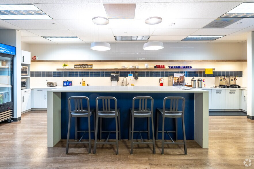 More Photos Of 9110 E Nichols Ave, Centennial Office For Lease