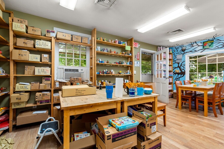 More Photos Of 504 Main St, Medfield Office For Sale