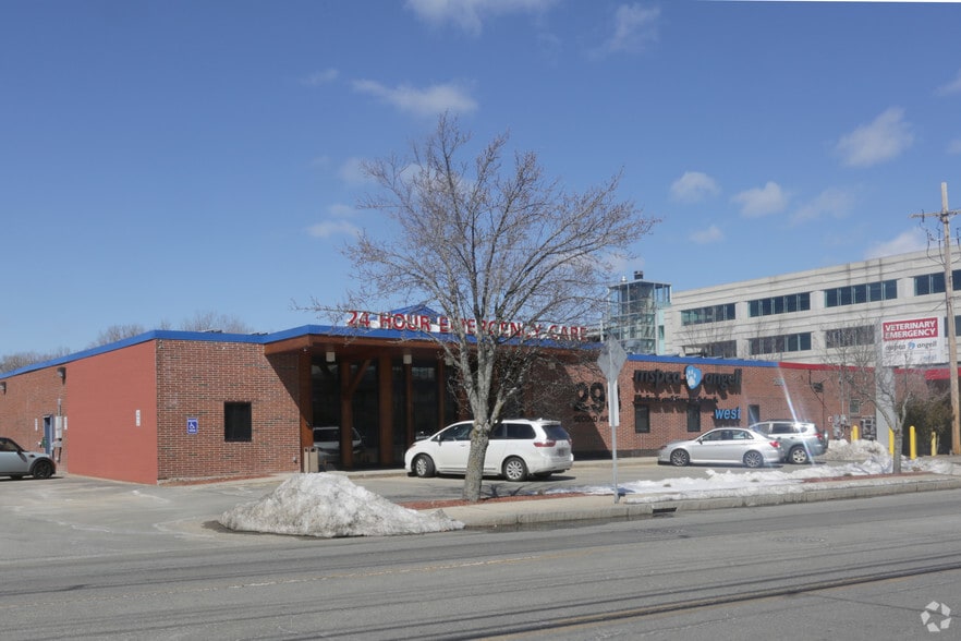 More Photos Of 283-293 Second Ave, Waltham Flex For Sale