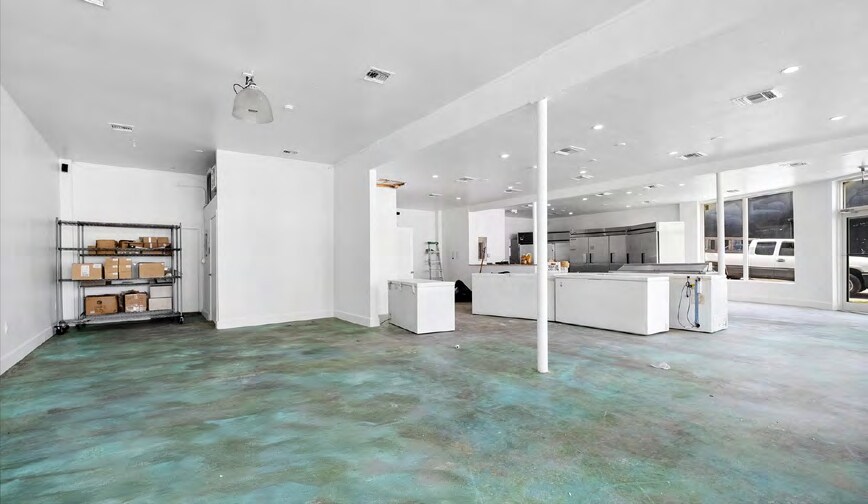More Photos Of 2829 NW 13th Ave, Miami Storefront Retail Office For Sale