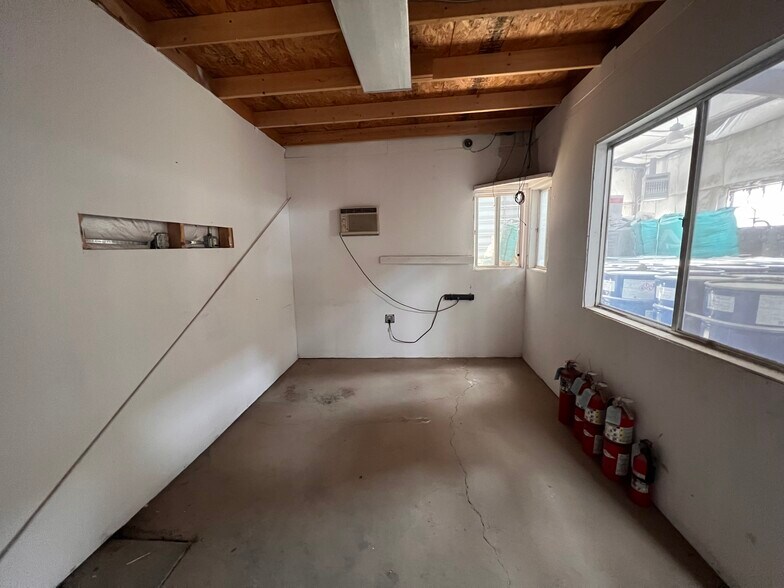 More Photos Of I-40 & EXIT 359 Grant rd, Lupton General Retail For Sale