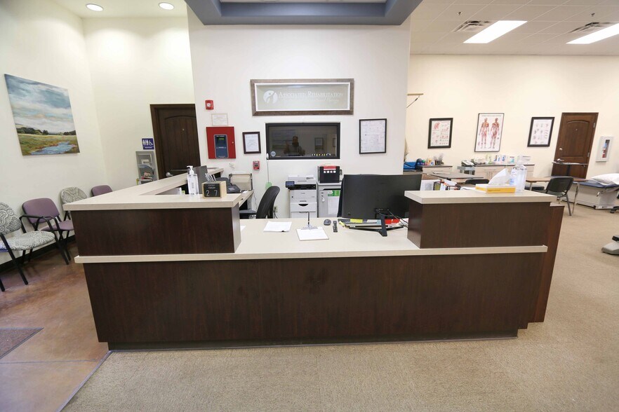 More Photos Of 2851 S Avenue B, Yuma Medical For Sale