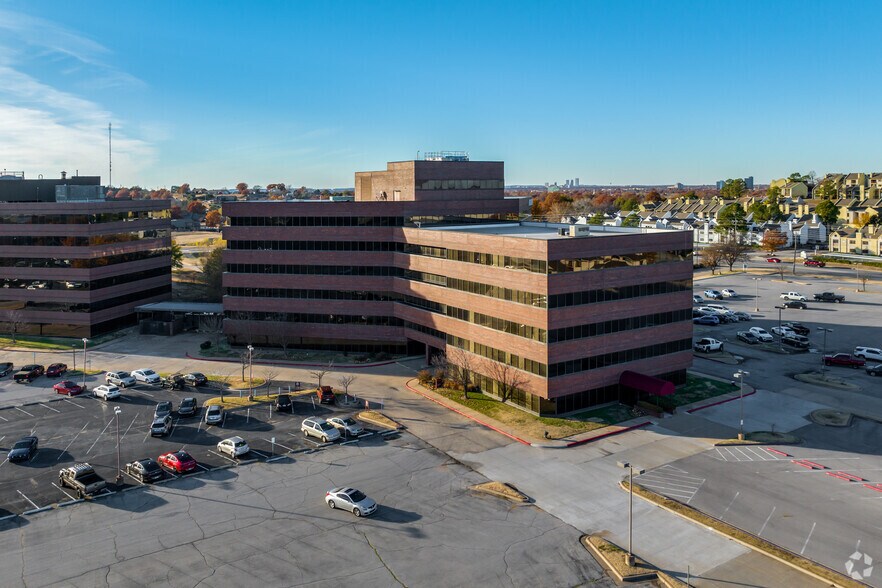More Photos Of 7666 E 61st St, Tulsa Office For Sale