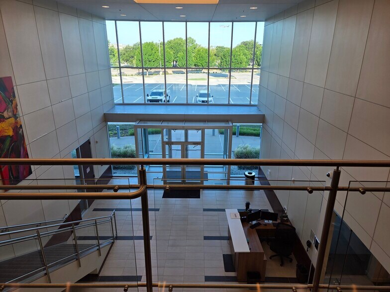 More Photos Of 4609 Regent Blvd, Irving Loft Creative Space For Lease