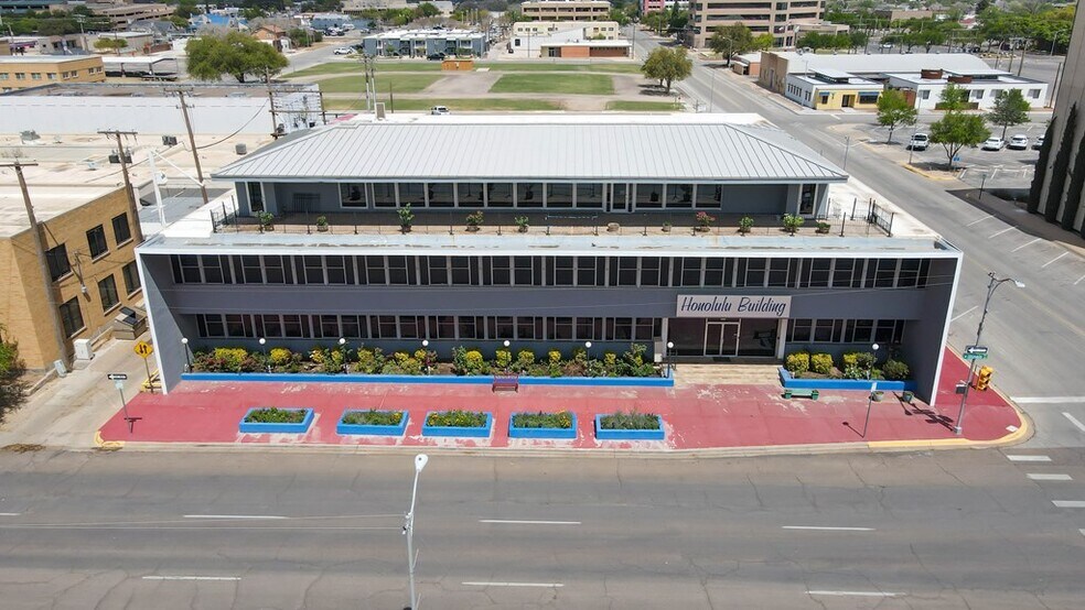 More Photos Of 200 W Illinois Ave, Midland Office For Sale