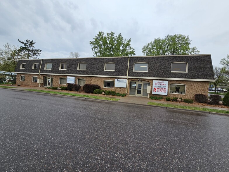 Primary Photo Of 544-554 3rd St NW, Elk River Office For Lease