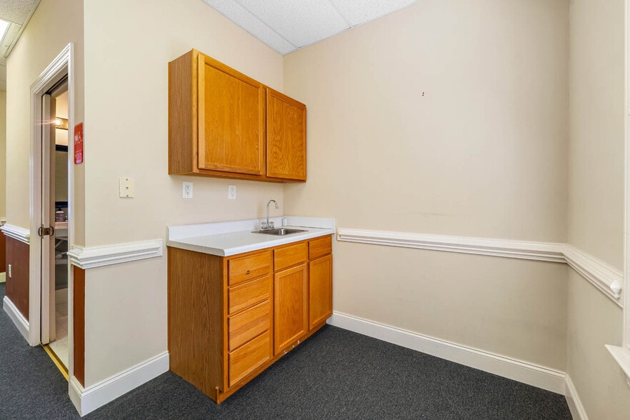 More Photos Of 130 Salem Towne Ct, Apex Office For Sale