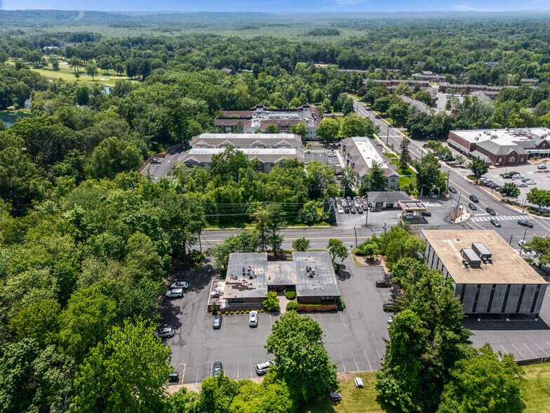 More Photos Of 8 Shunpike Rd, Madison Office For Sale