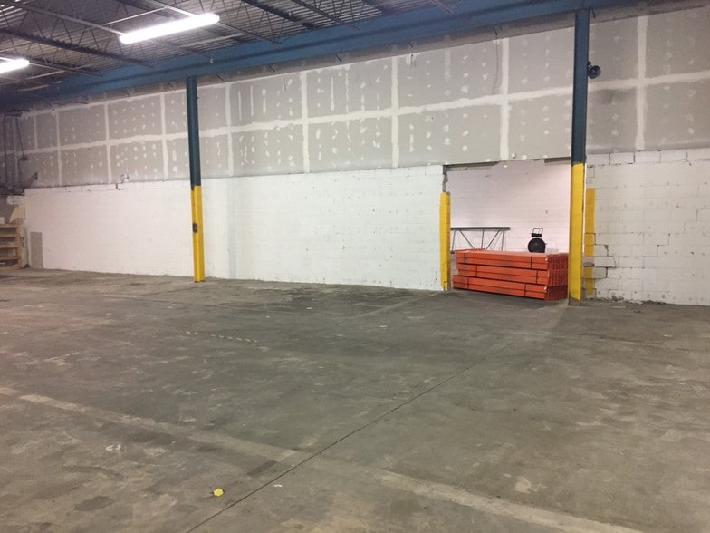 More Photos Of 721-729 Wicker Ave, Bensalem Manufacturing For Lease