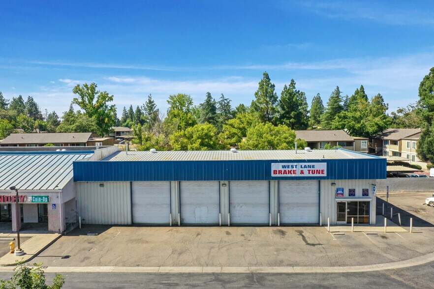 More Photos Of 8129 West Ln, Stockton Auto Repair For Sale