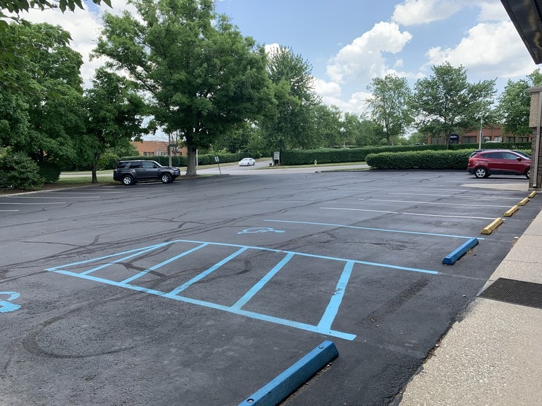 More Photos Of 2433 Regency Rd, Lexington Medical For Sale