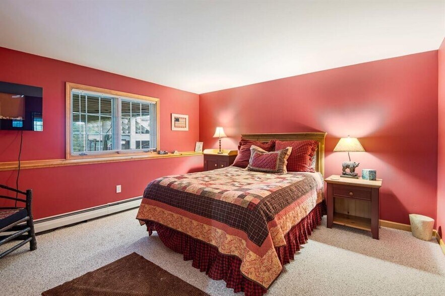 More Photos Of 251 Pratt Bridge Rd, Jamaica Specialty For Sale