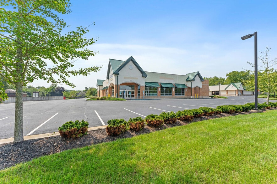 More Photos Of 3885 Route 27, Princeton Unknown For Lease