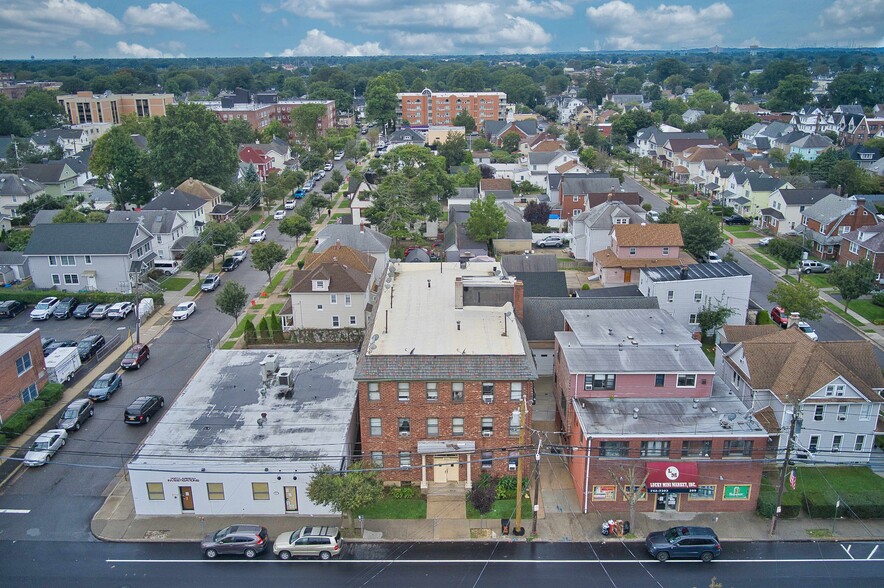 More Photos Of 203 Willis Ave, Mineola Apartments For Sale