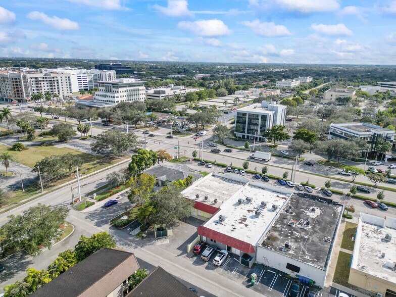 More Photos Of 9615-9619 W Sample Rd, Coral Springs Freestanding For Sale