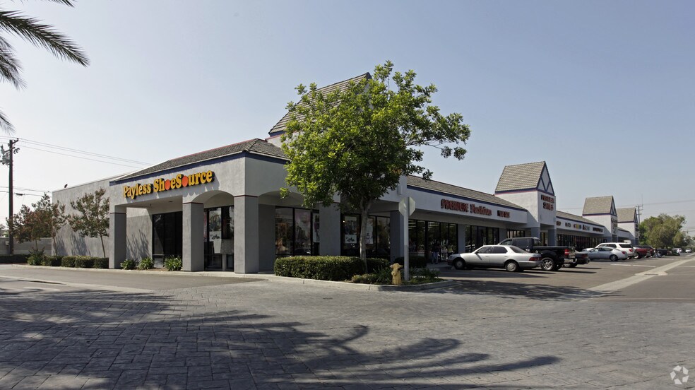 More Photos Of 17151-17171 Foothill Blvd, Fontana Unknown For Lease