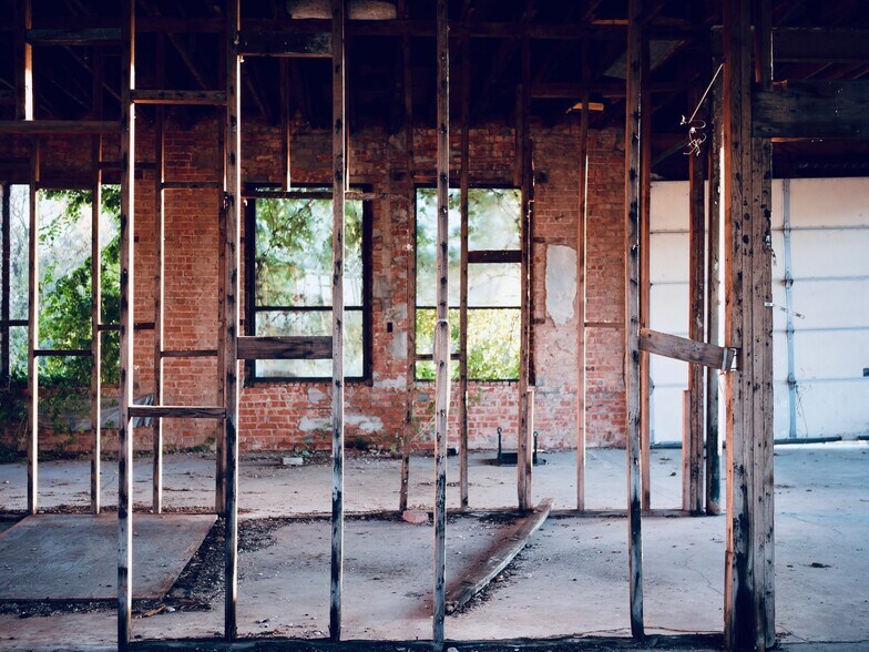 More Photos Of 3250 Charles Page Blvd, Tulsa Flex For Sale