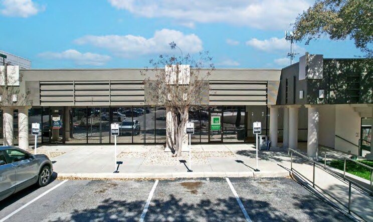 More Photos Of 7271 Wurzbach Rd, San Antonio Storefront Retail Office For Lease