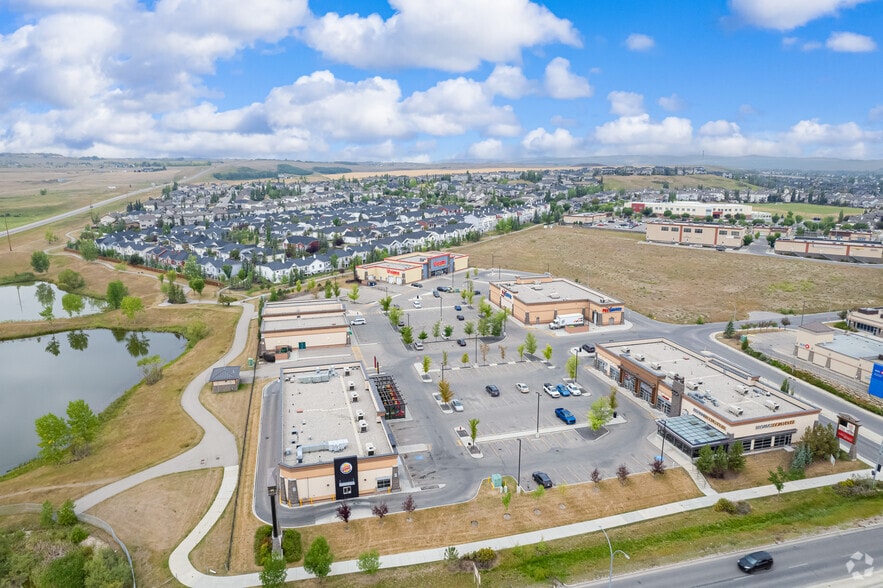 More Photos Of 200 Southridge Dr, Okotoks Restaurant For Lease
