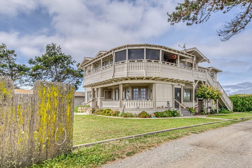 More Photos Of 1200 W Market Cir, Salinas Apartments For Sale