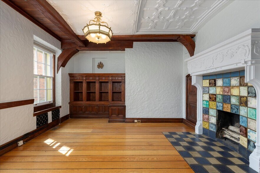 More Photos Of 360 Delaware Ave, Buffalo Office For Lease