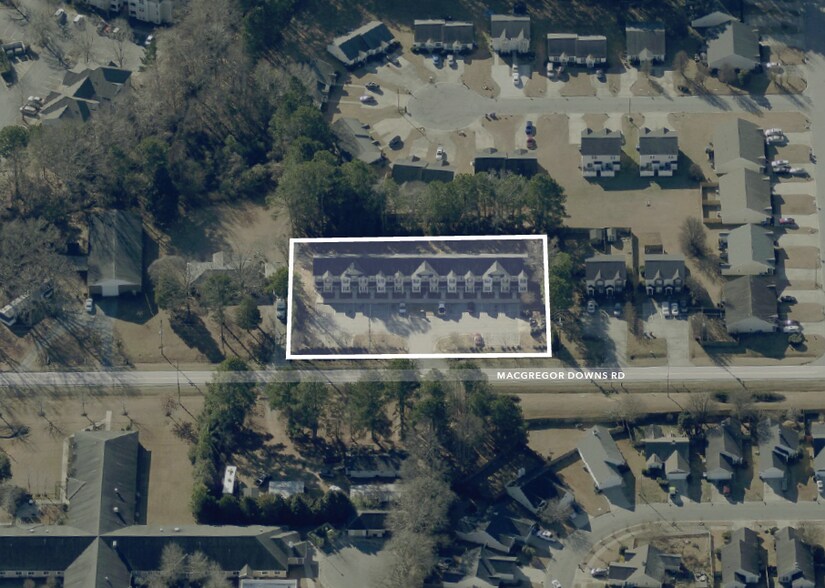 More Photos Of 2915 Macgregor Downs Rd, Greenville Multifamily For Sale