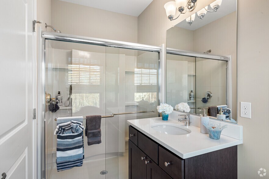 More Photos Of 9 Covered Bridge Rd, Newtown Apartments For Sale