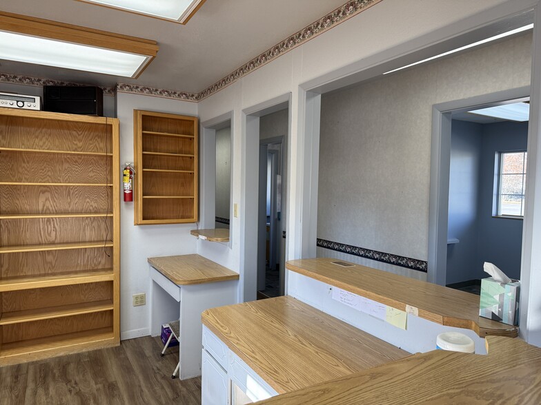 More Photos Of 40 N McDow St, Susanville Industrial For Sale