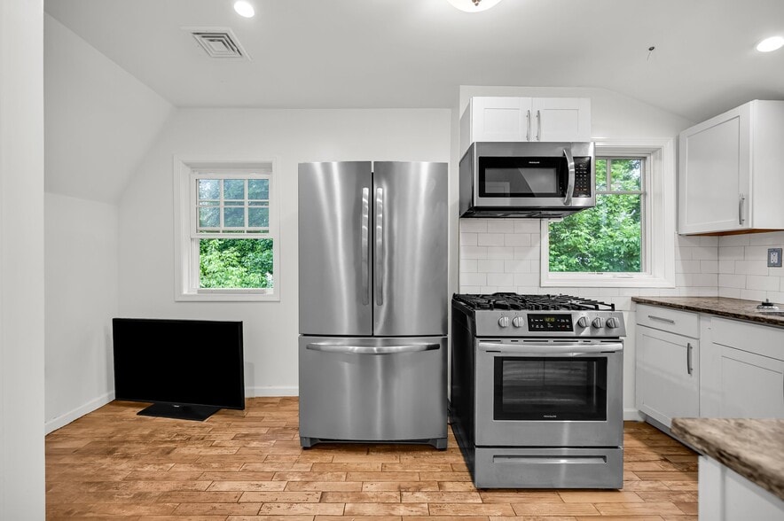 More Photos Of 134 Haven Ave, Mount Vernon Apartments For Sale