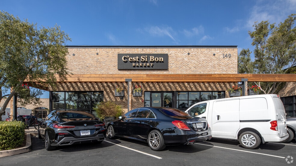 More Photos Of 149-177 Riverside Ave, Newport Beach Unknown For Lease