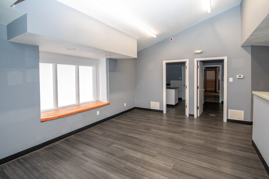 More Photos Of 5290 Manhattan Cir, Boulder Medical For Sale