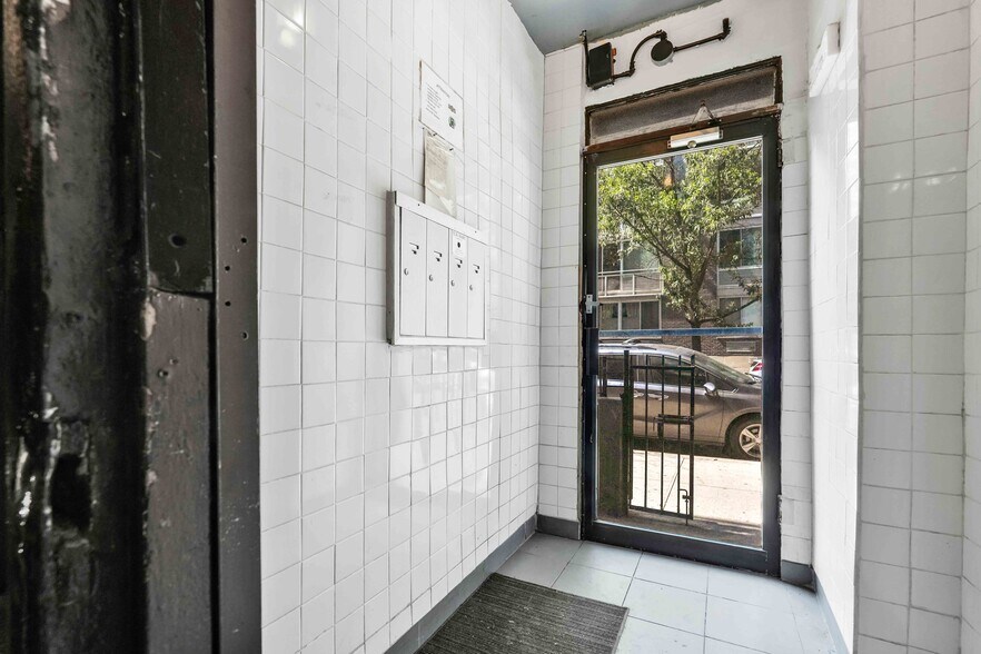 More Photos Of 175 E 117th St, New York Apartments For Sale
