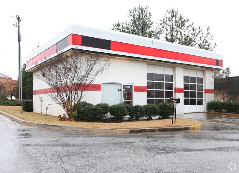 Primary Photo Of 2320 Ronald Reagan Pky, Snellville Auto Repair For Sale