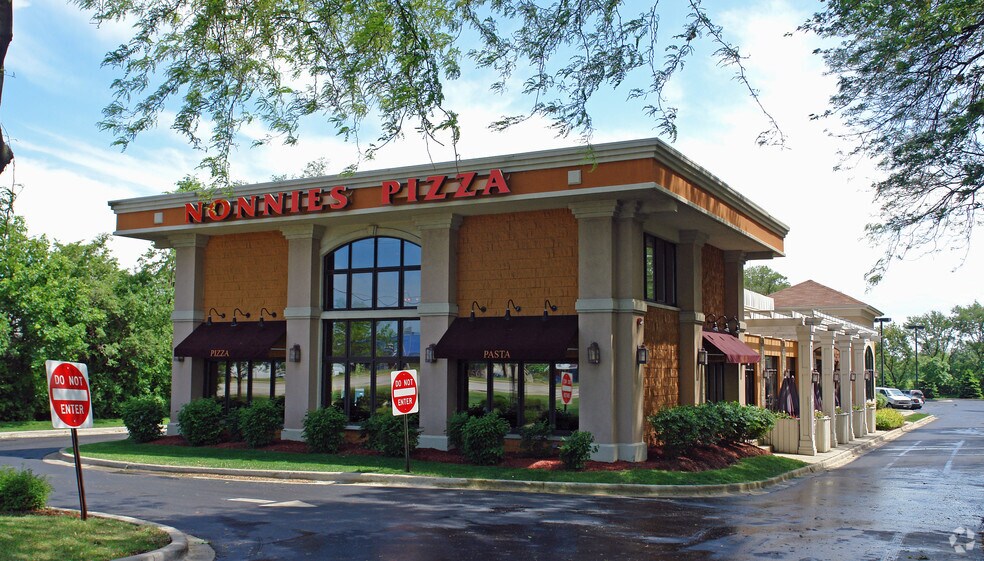 Primary Photo Of 1565 W 75th St, Woodridge Restaurant For Sale