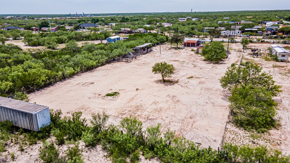 More Photos Of 309 Main ave, Laredo Land For Sale