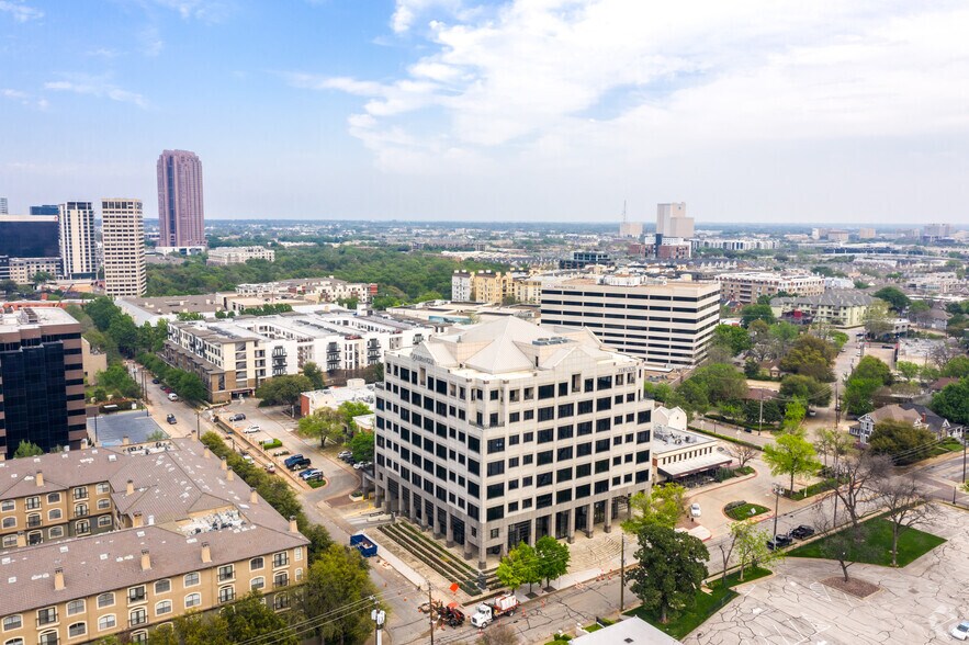 More Photos Of 2828 Routh St, Dallas Office For Lease
