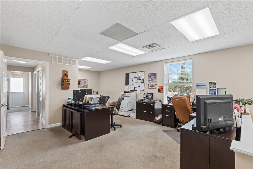 More Photos Of 411 N High St, Millville Medical For Sale