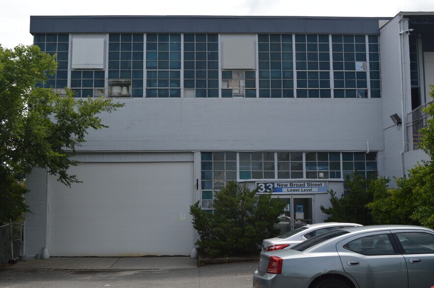 More Photos Of 33 New Broad St, Port Chester Warehouse For Lease