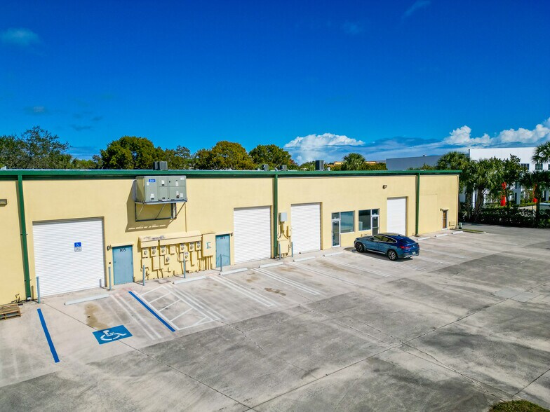 More Photos Of 1001 Jupiter Park Dr, Jupiter Flex For Lease