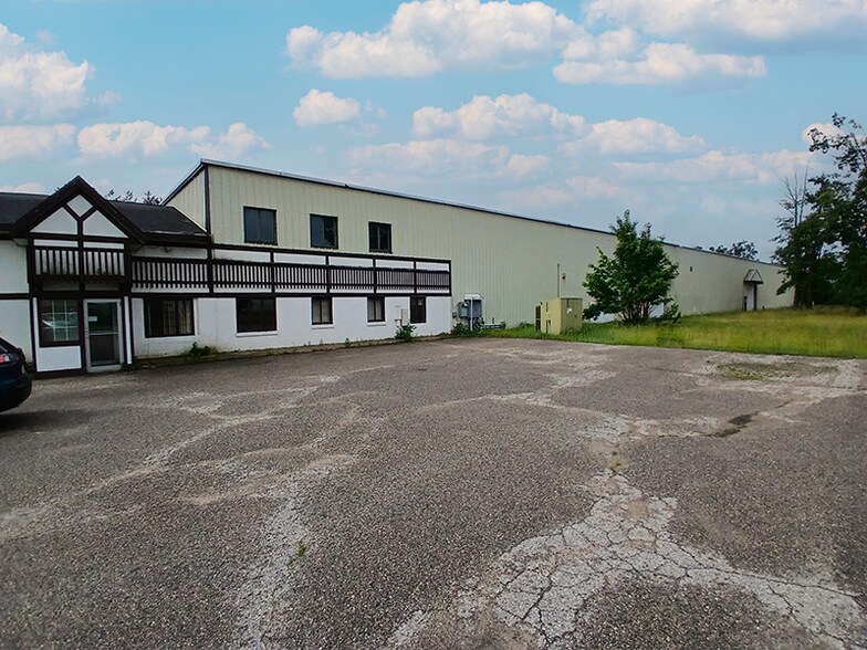 Primary Photo Of 517 Alpine Rd, Gaylord Manufacturing For Sale